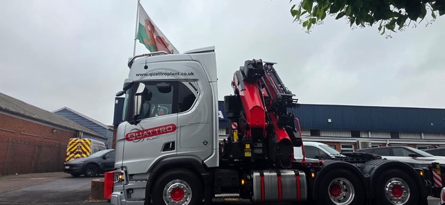Quattro Scania R770 with Palfinger PK 580 crane on exhibition at RTX.