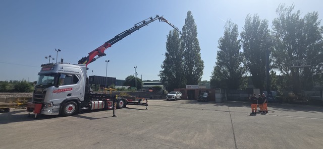 Quattro Scania R770 with Palfinger PK 580 crane on exhibition at RTX.