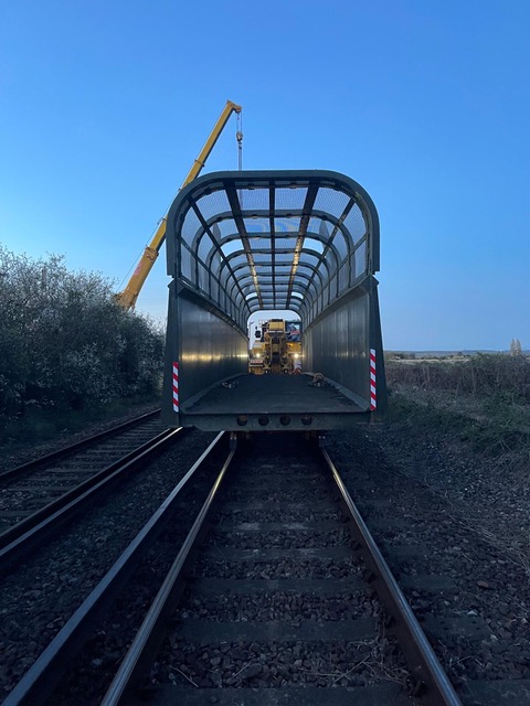 <p>Loading Bridge from road</p>
