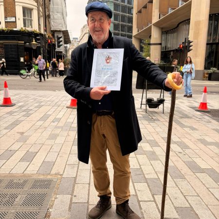 SHEAR DELIGHT ON SOUTHWARK BRIDGE