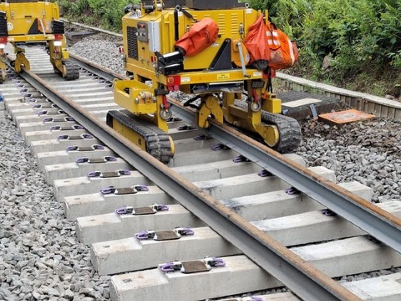 Quattro's new Rail Transposing Machines put to work at Patchway Tunnel